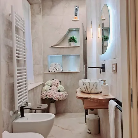 Frem Lord 招待所 4*