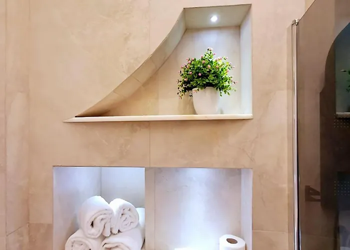 Frem Lord בית הארחה לה ספציה