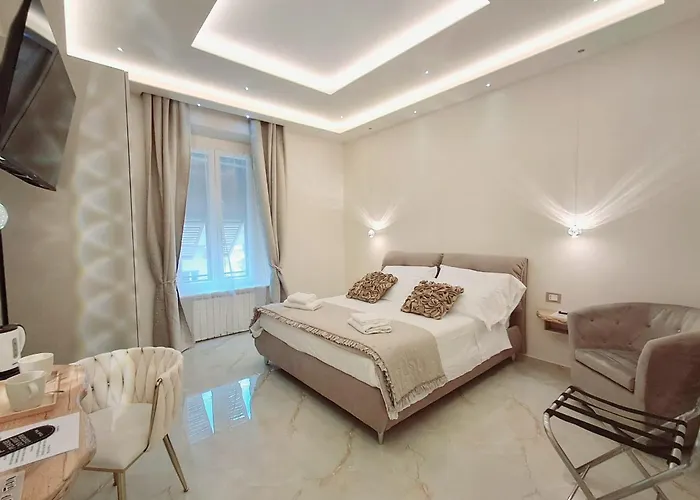 招待所 Frem Lord 4*